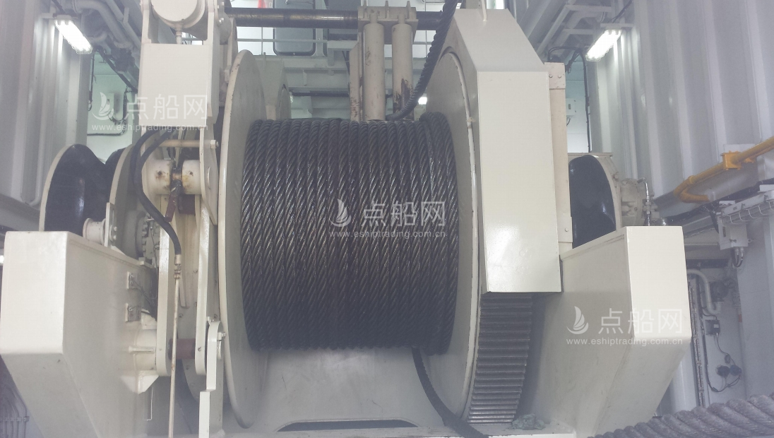 出售12000 马力三用拖轮