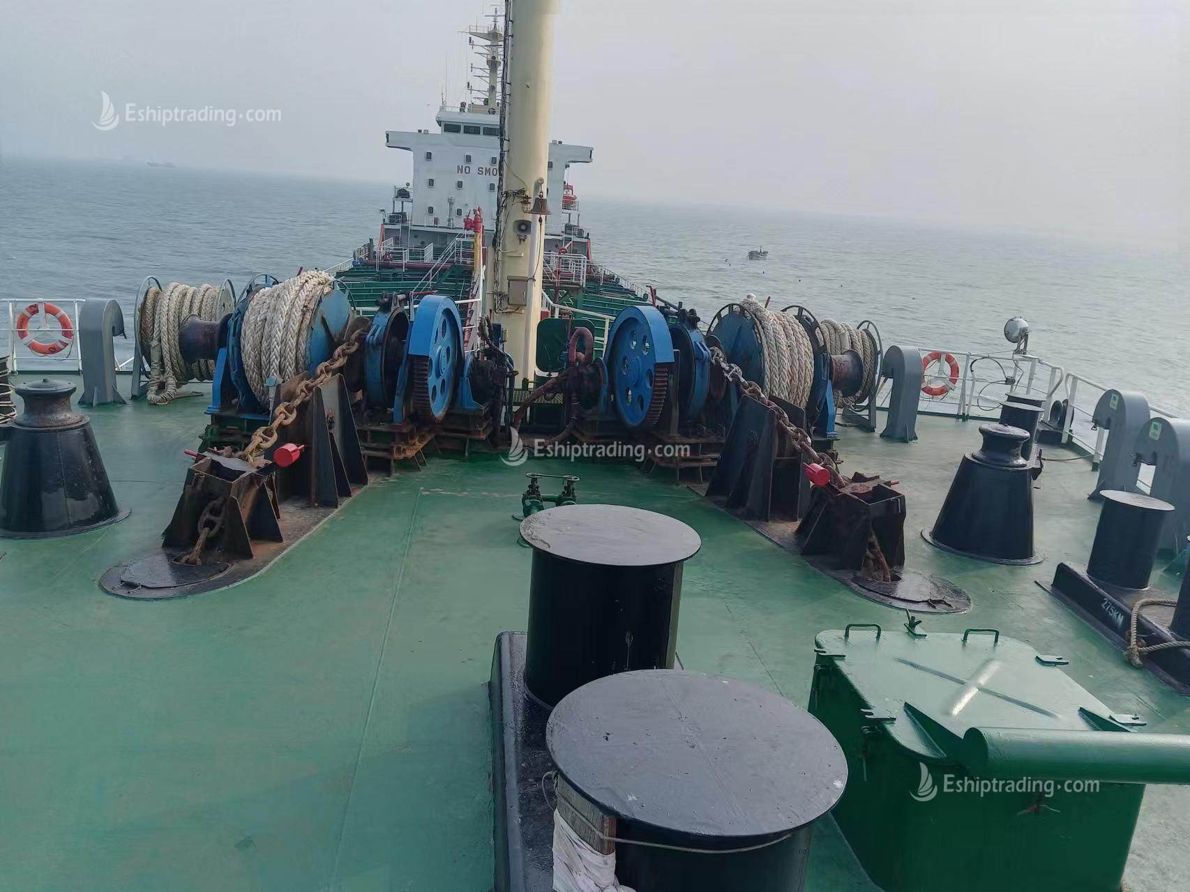 9000 T Product Oil Tanker For Sale