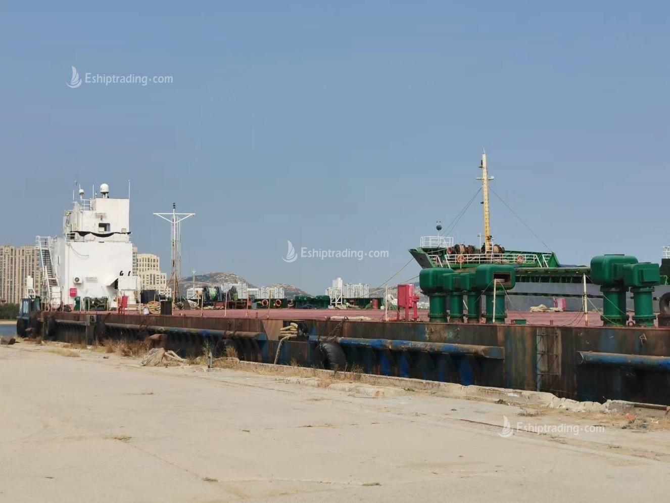 330 FT Non-self-propelled deck barge For Sale