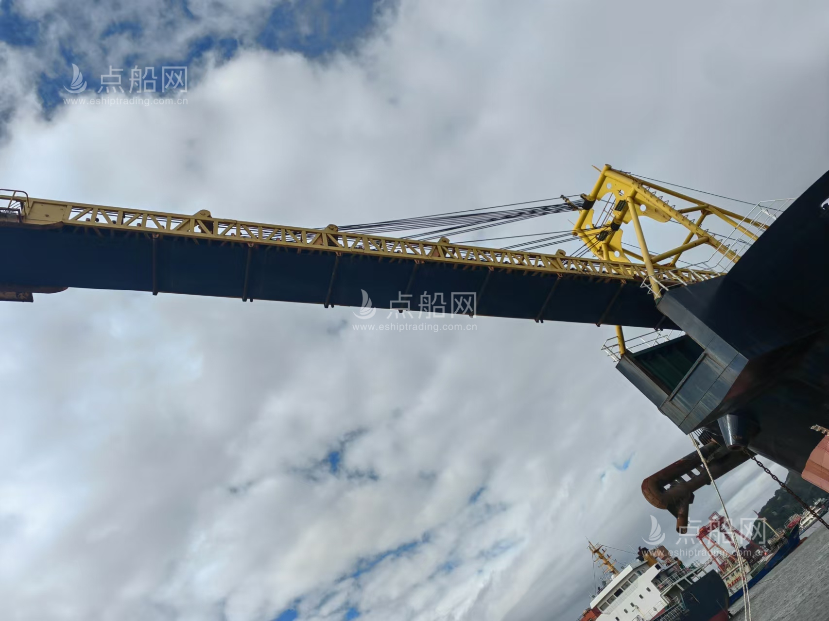 出售10600吨自吸自卸砂船