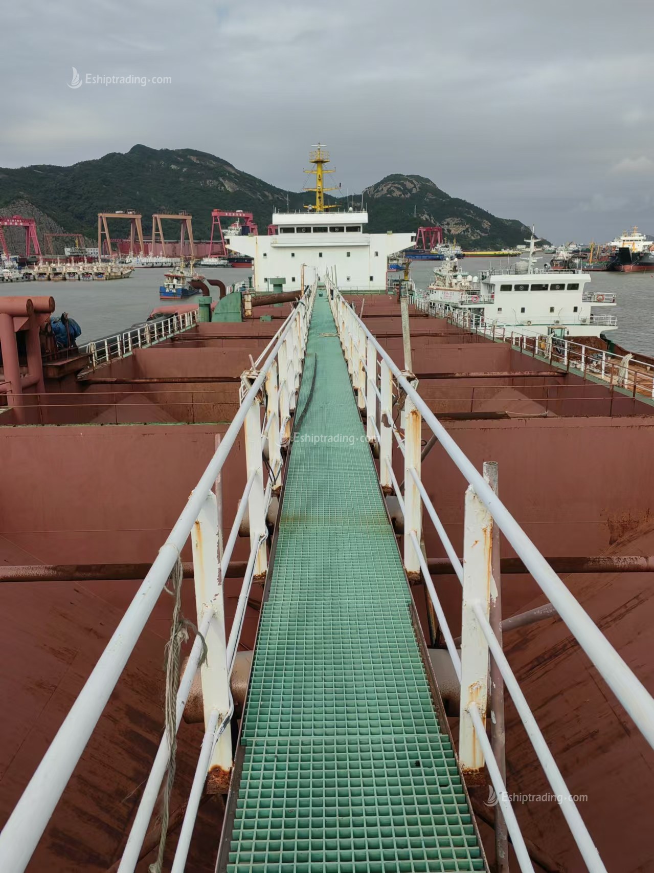 10600 T Self Suction-Unloading Sand Carrier  For Sale