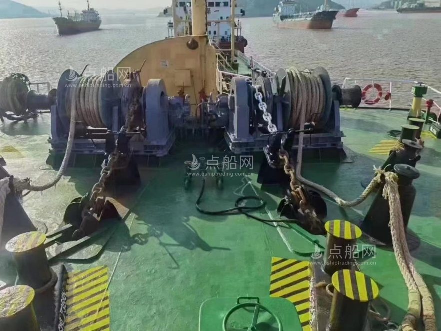 出售4420吨成品油船