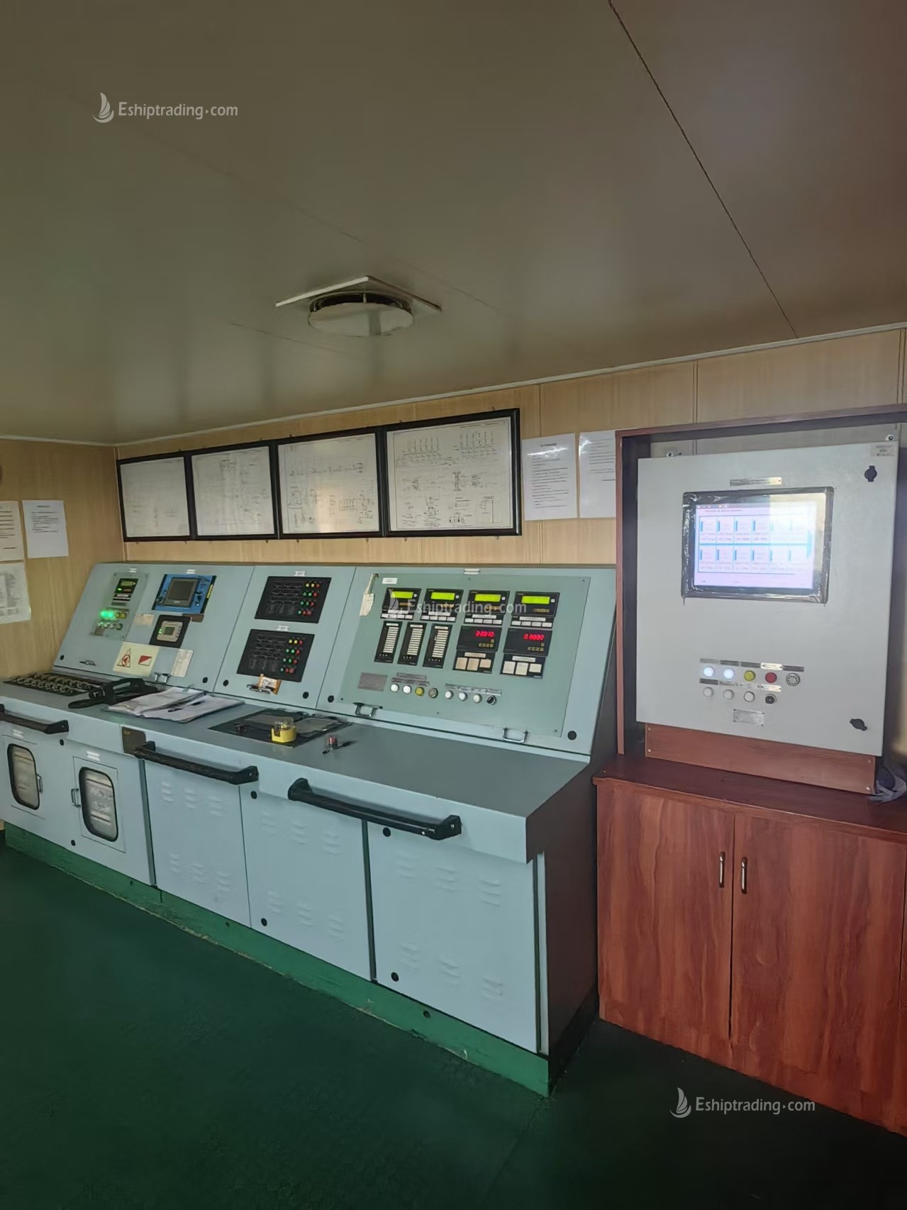 13084 T Product Oil Tanker For Sale