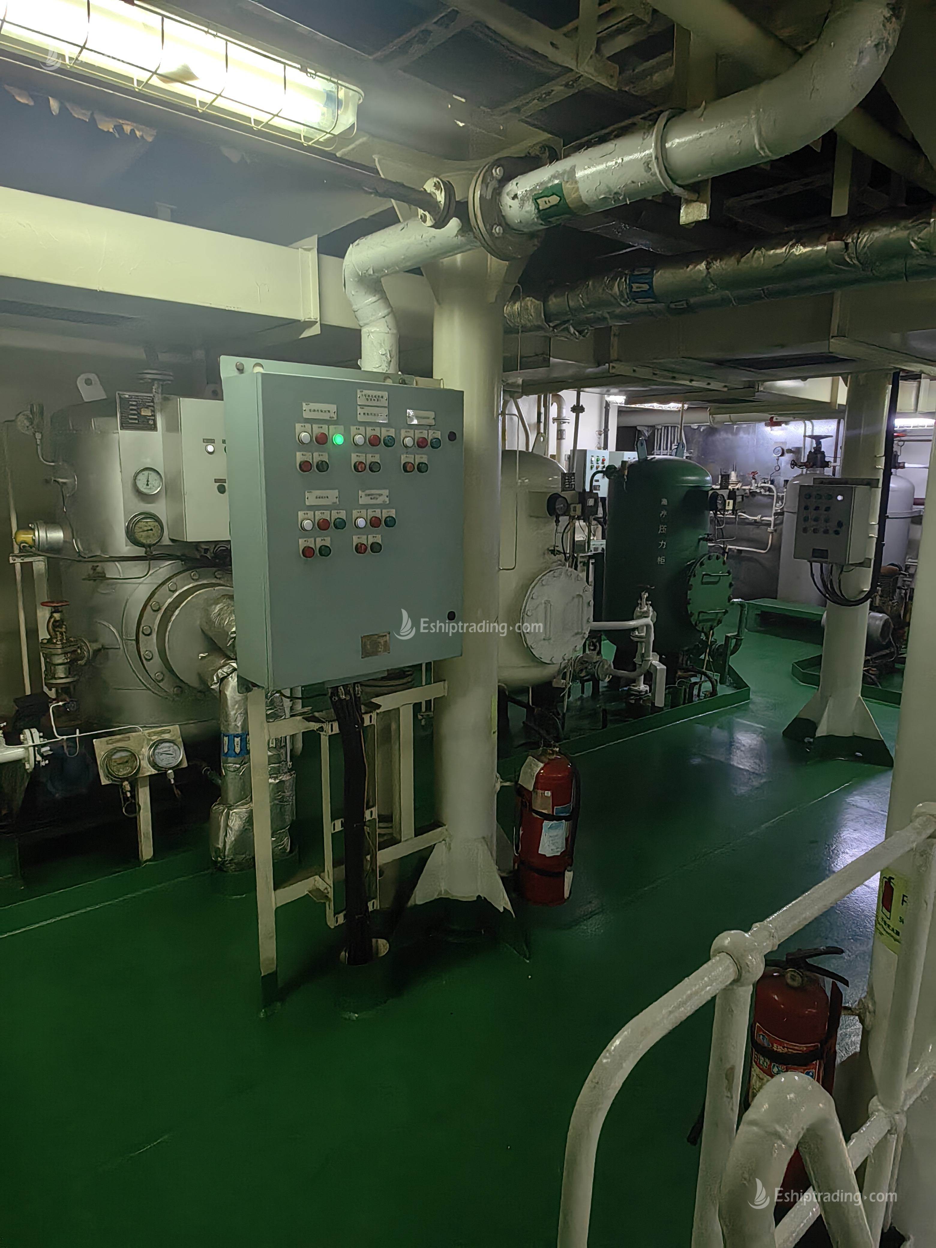 13084 T Product Oil Tanker For Sale