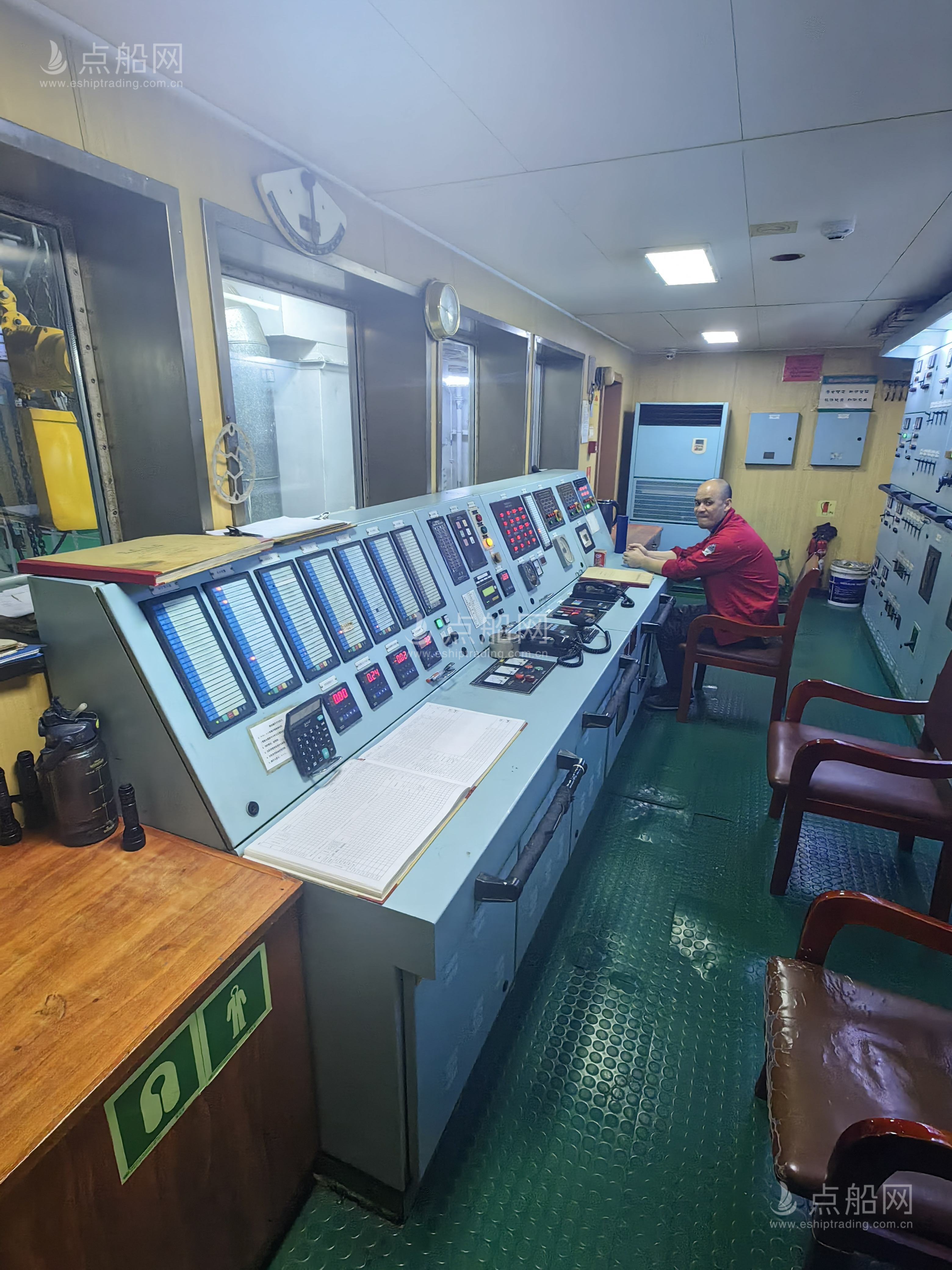 出售13084吨成品油船