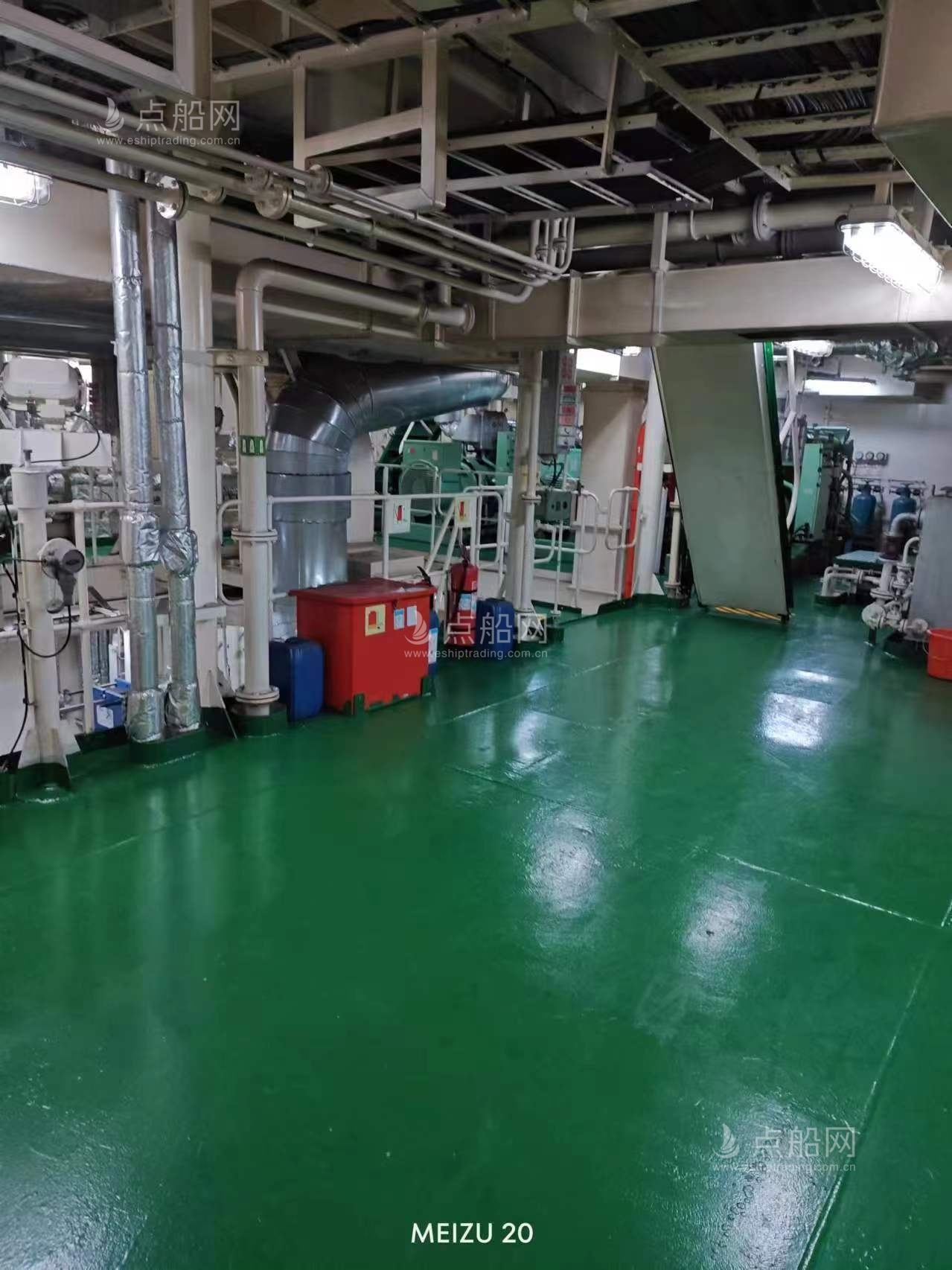 出售10856吨成品油船