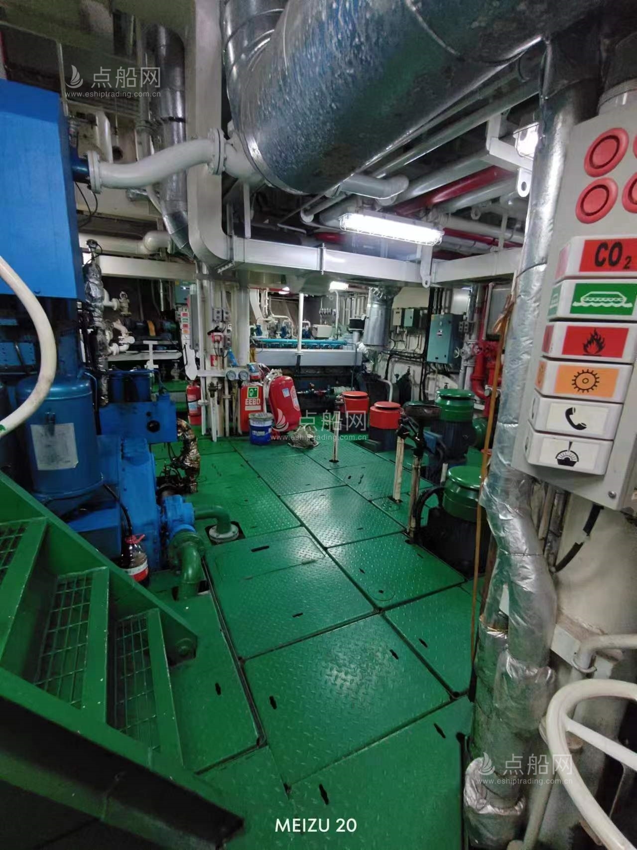 出售10856吨成品油船