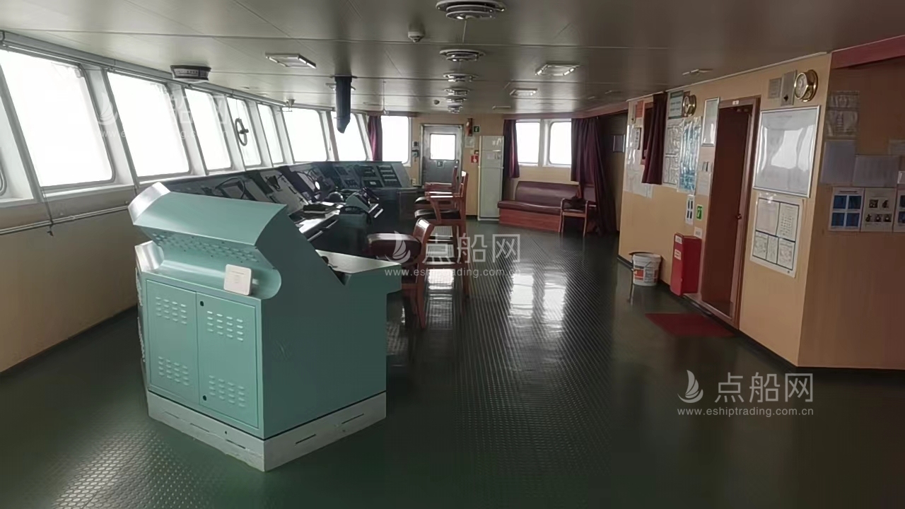 出售10856吨成品油船