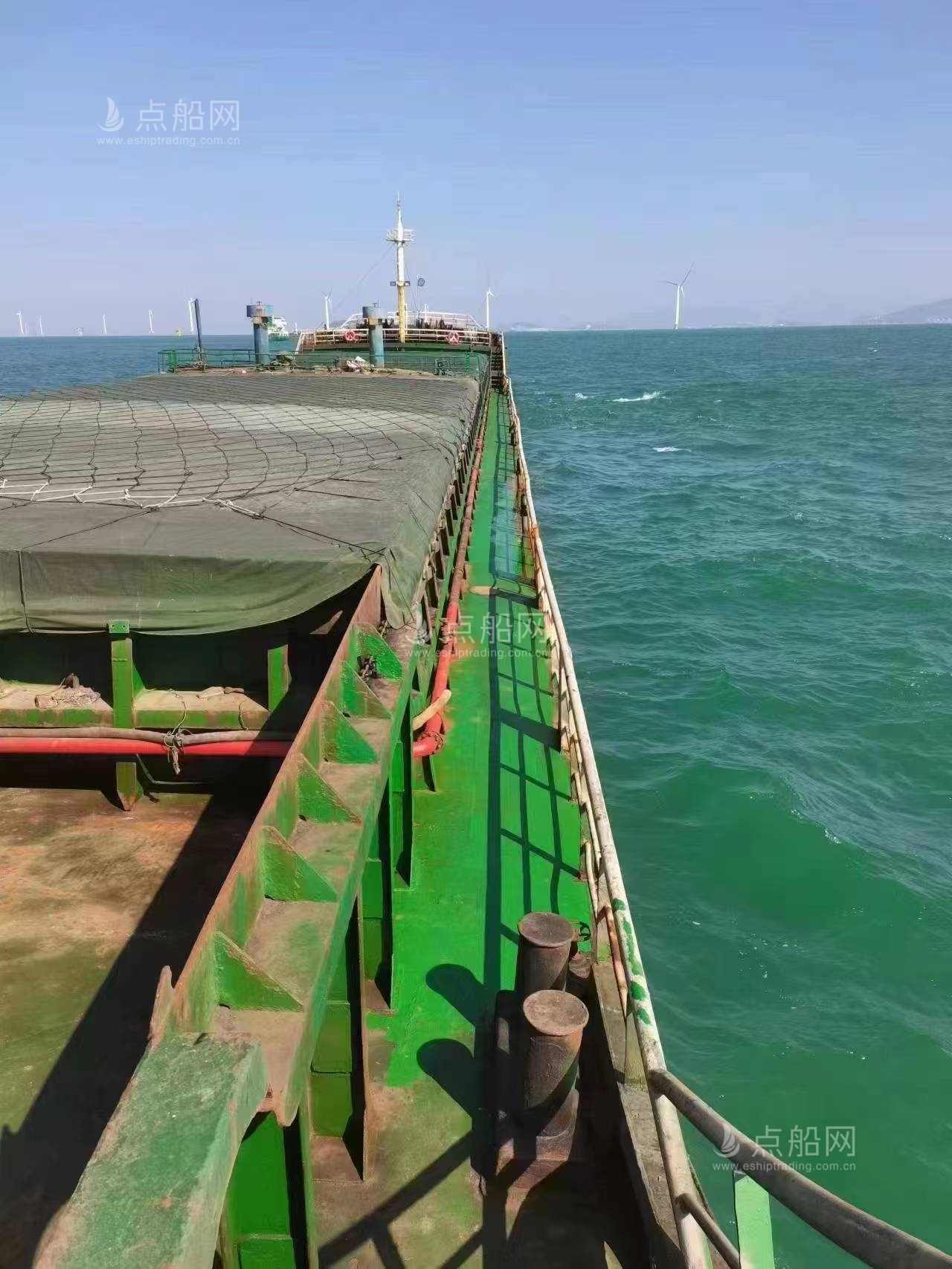 出售4600吨散货船