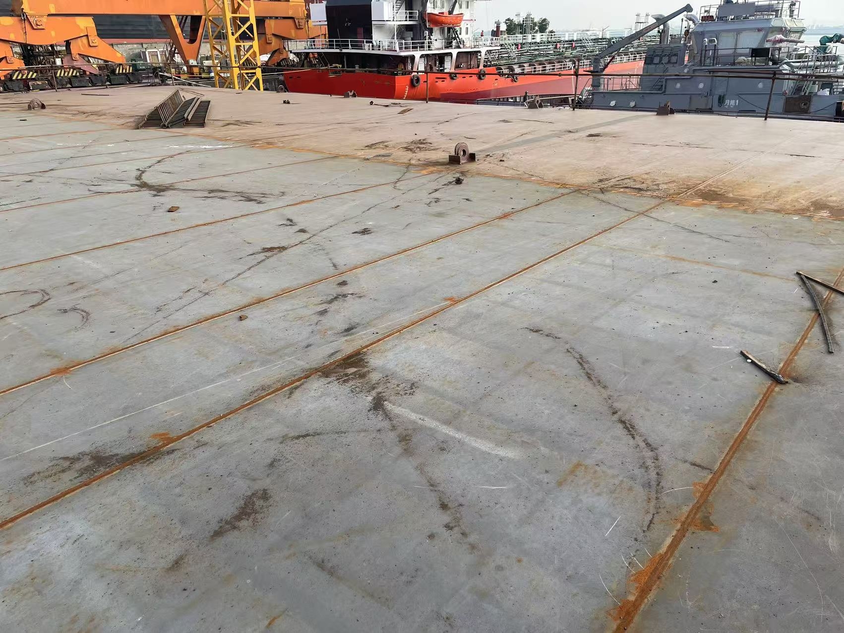 出售310尺无动力驳船