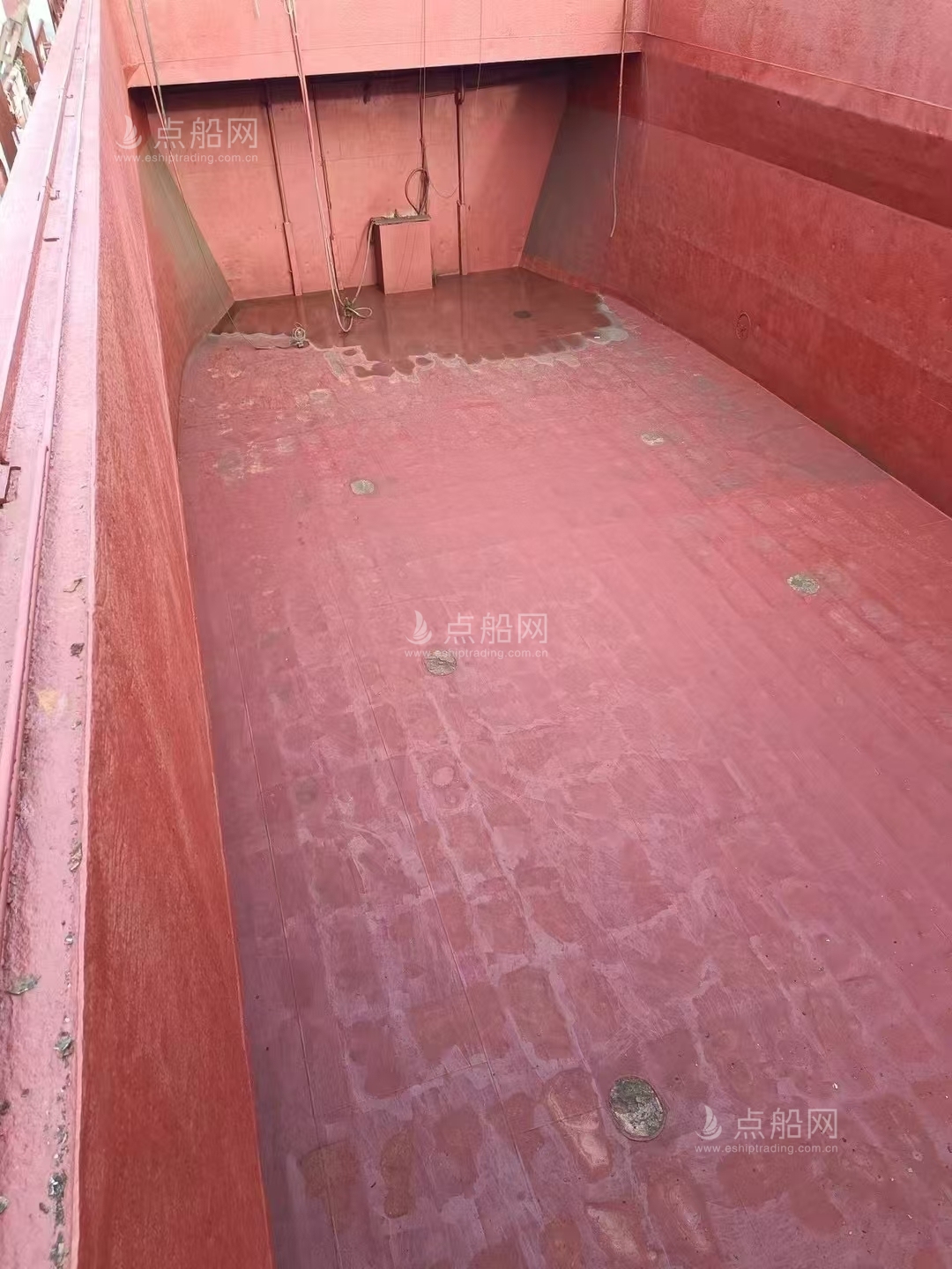 出售5500吨多用途船