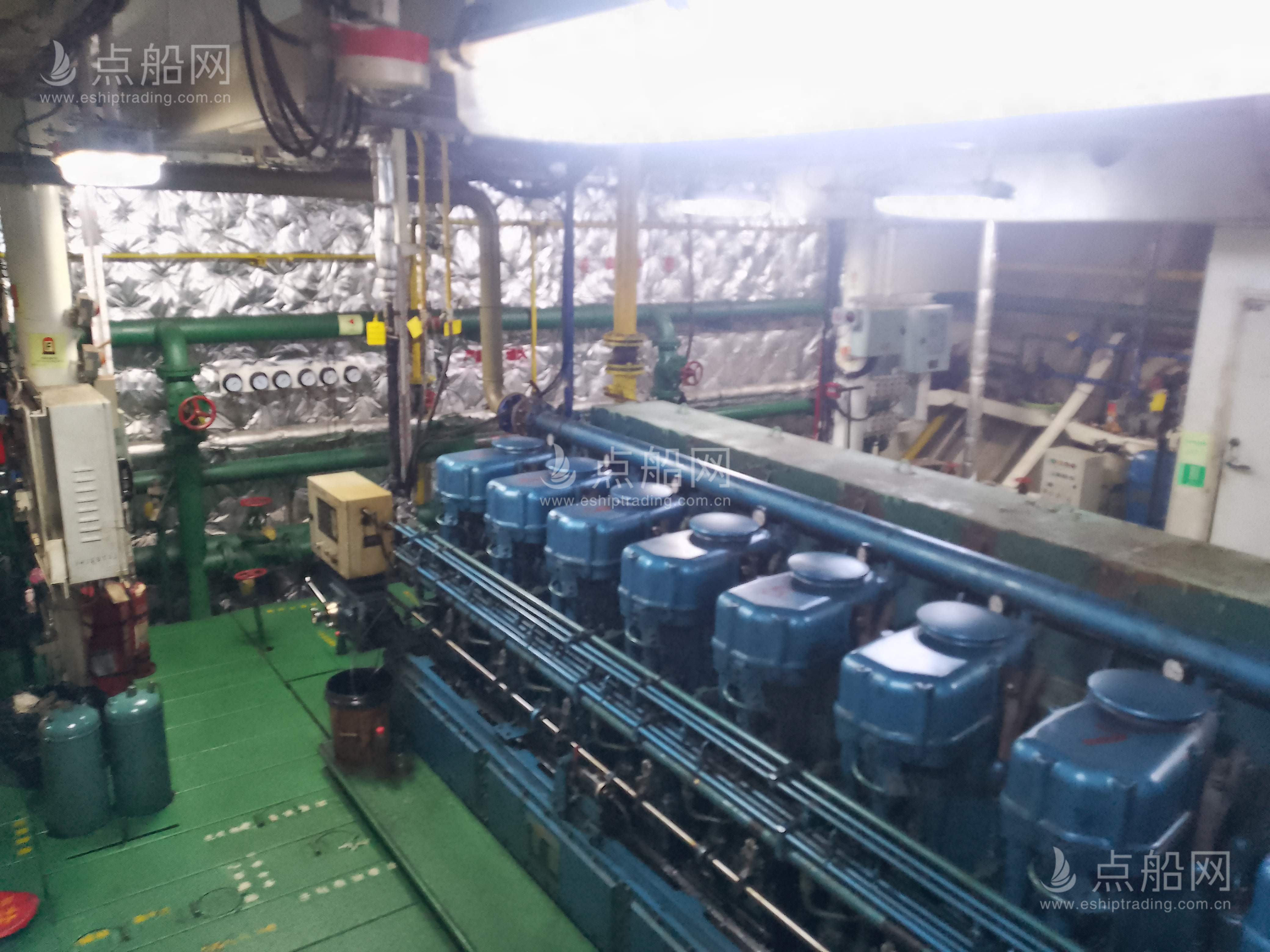 出售9863吨散货船