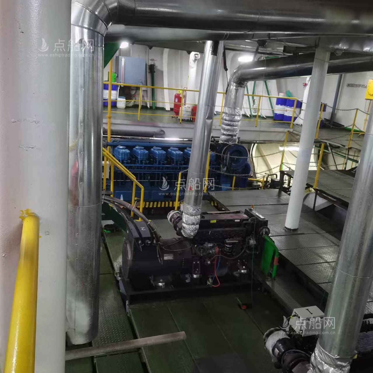 出售8702吨散货船