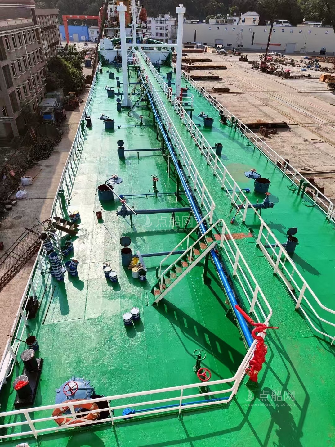 出售3773吨成品油船