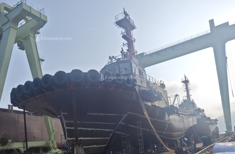 5000 PS Harbor Tug For Sale