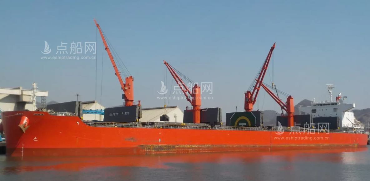 出售61400吨散货船