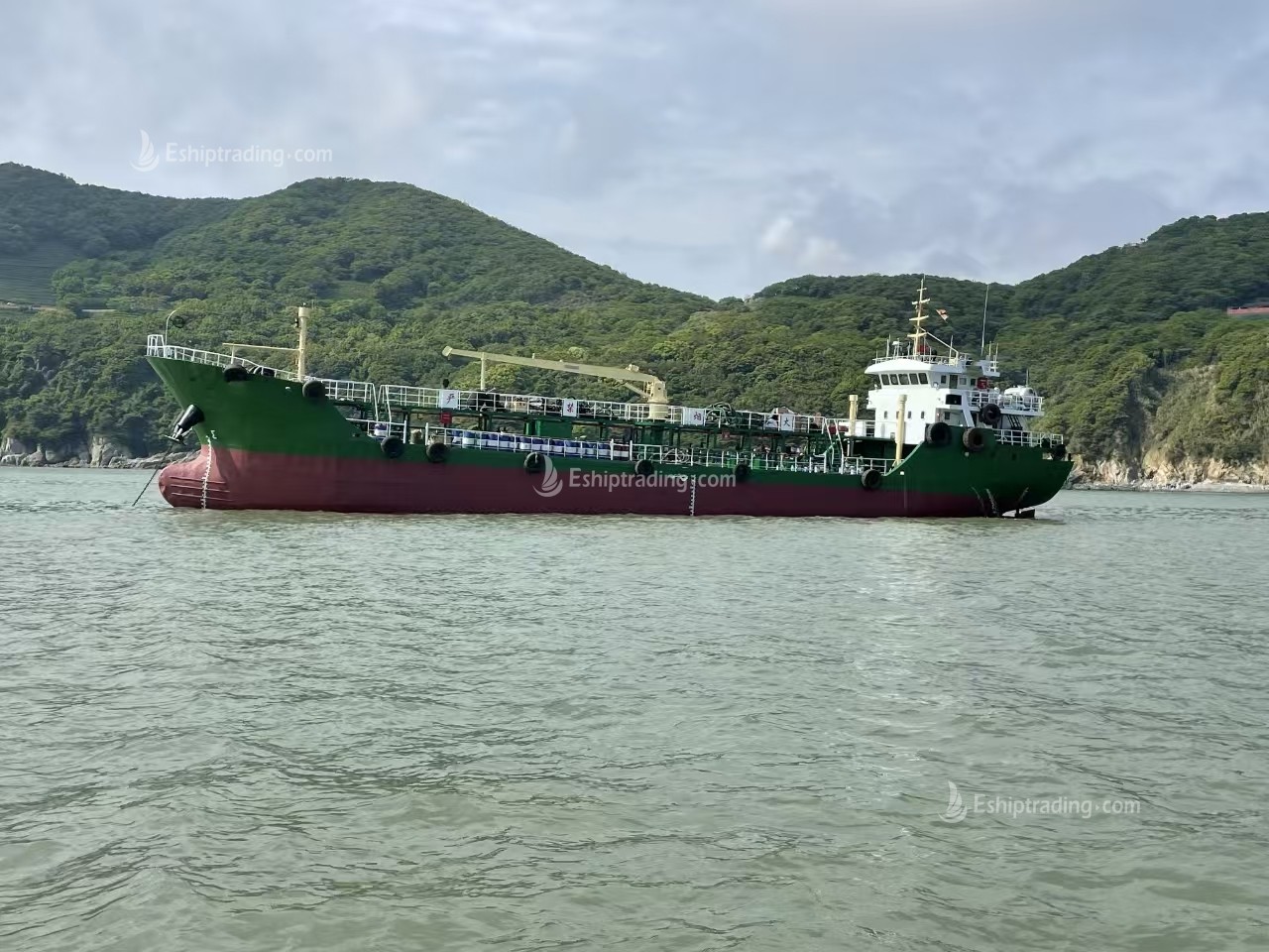 862 T Product Oil Tanker For Sale