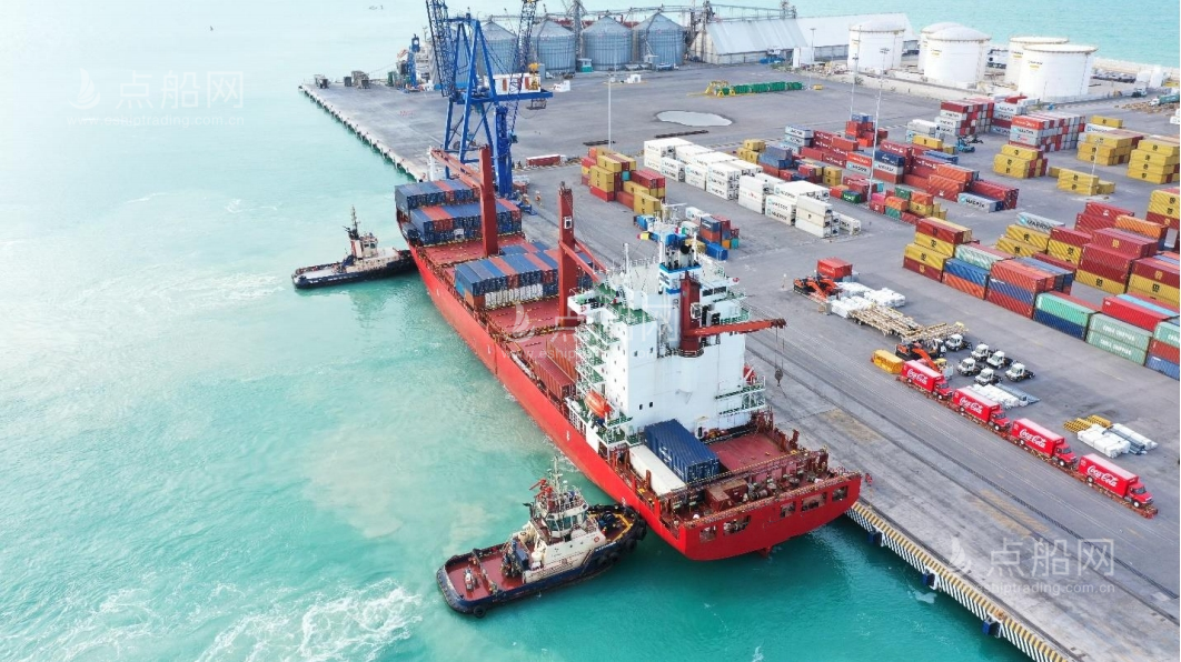 出售1691箱集装箱船