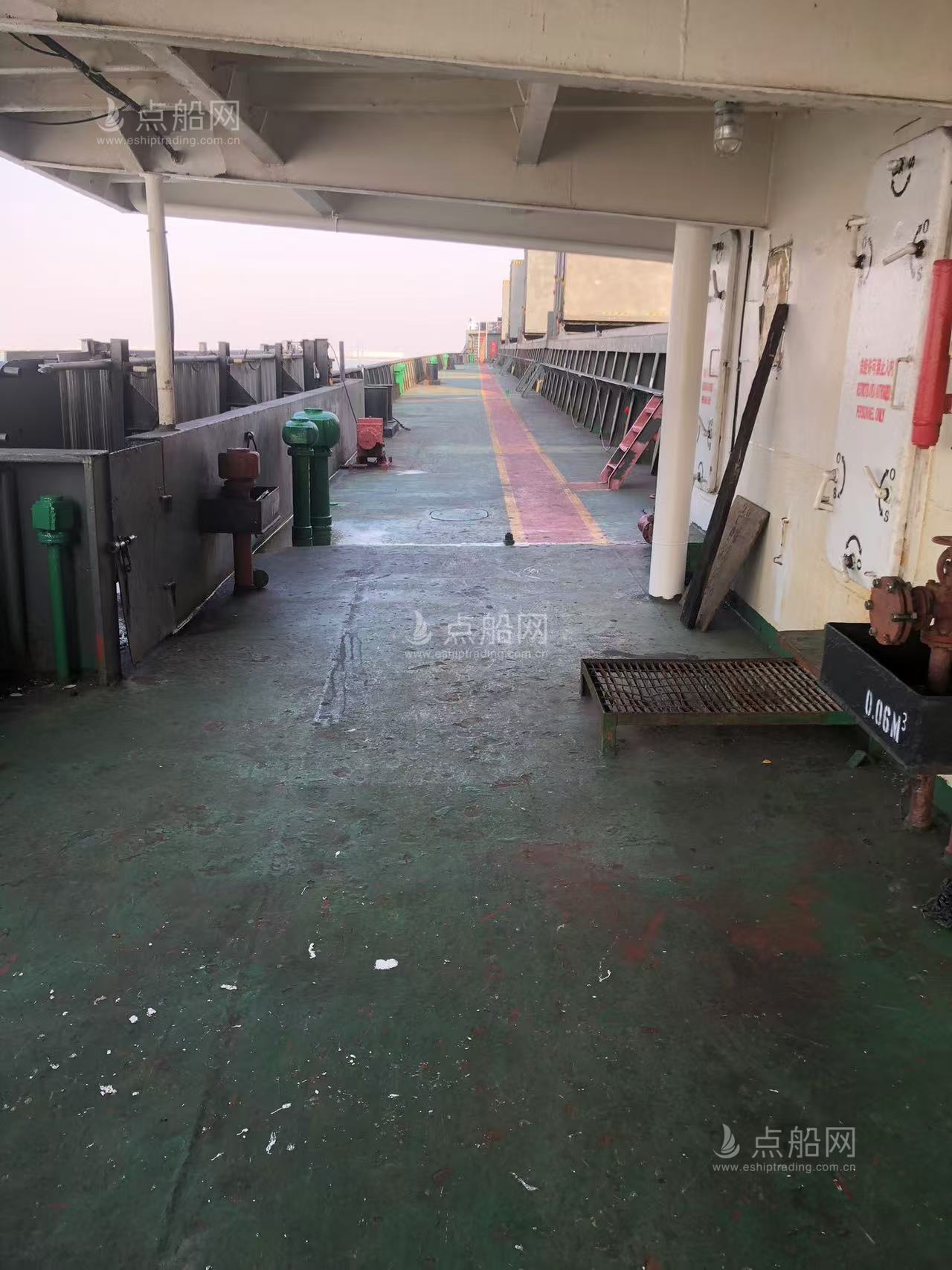 出售26950吨散货船