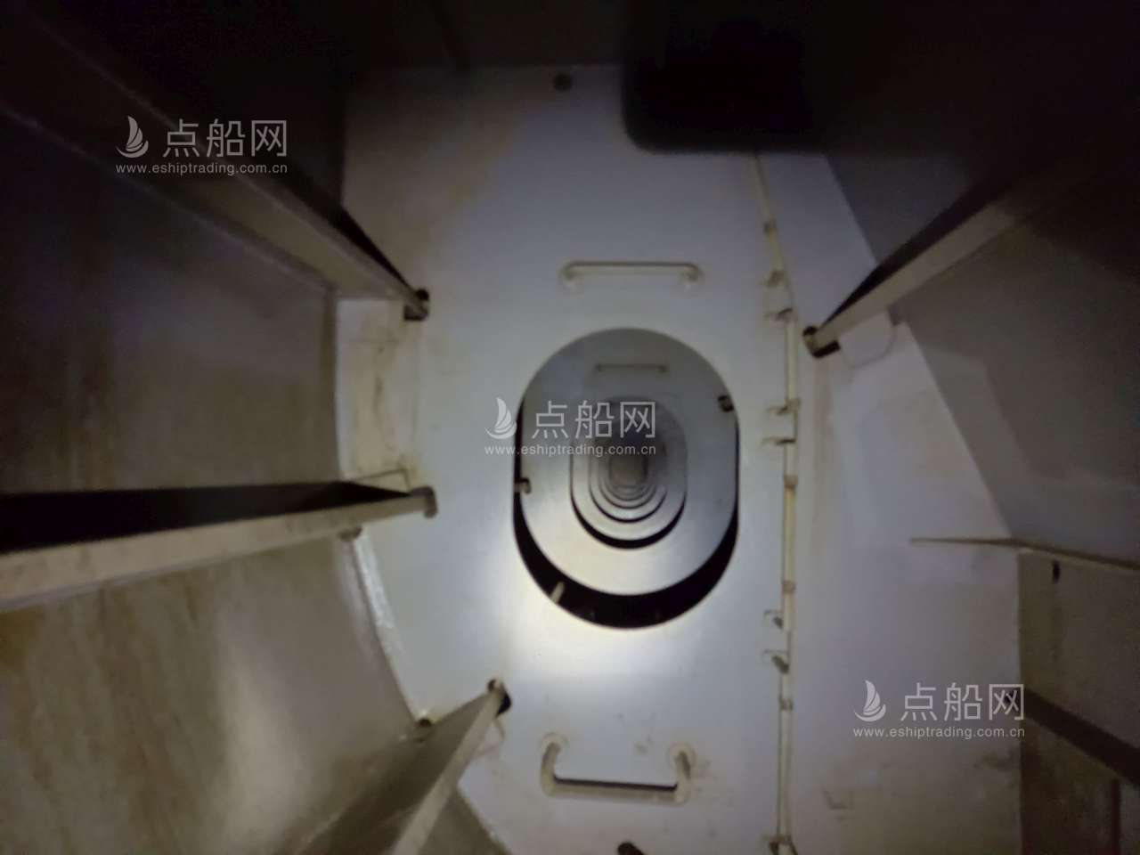 出售13800吨化学品船