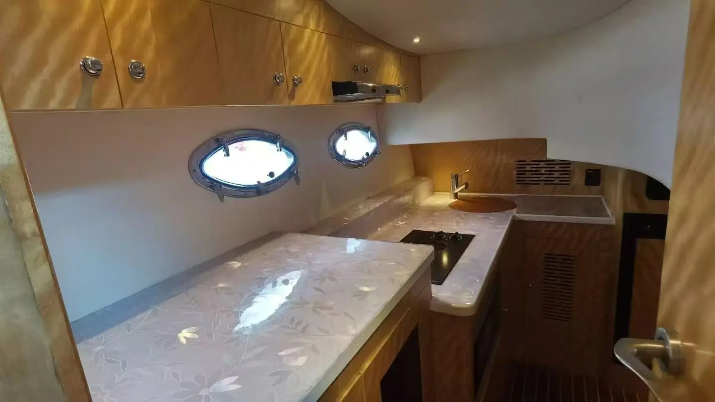 出售12.87米游艇