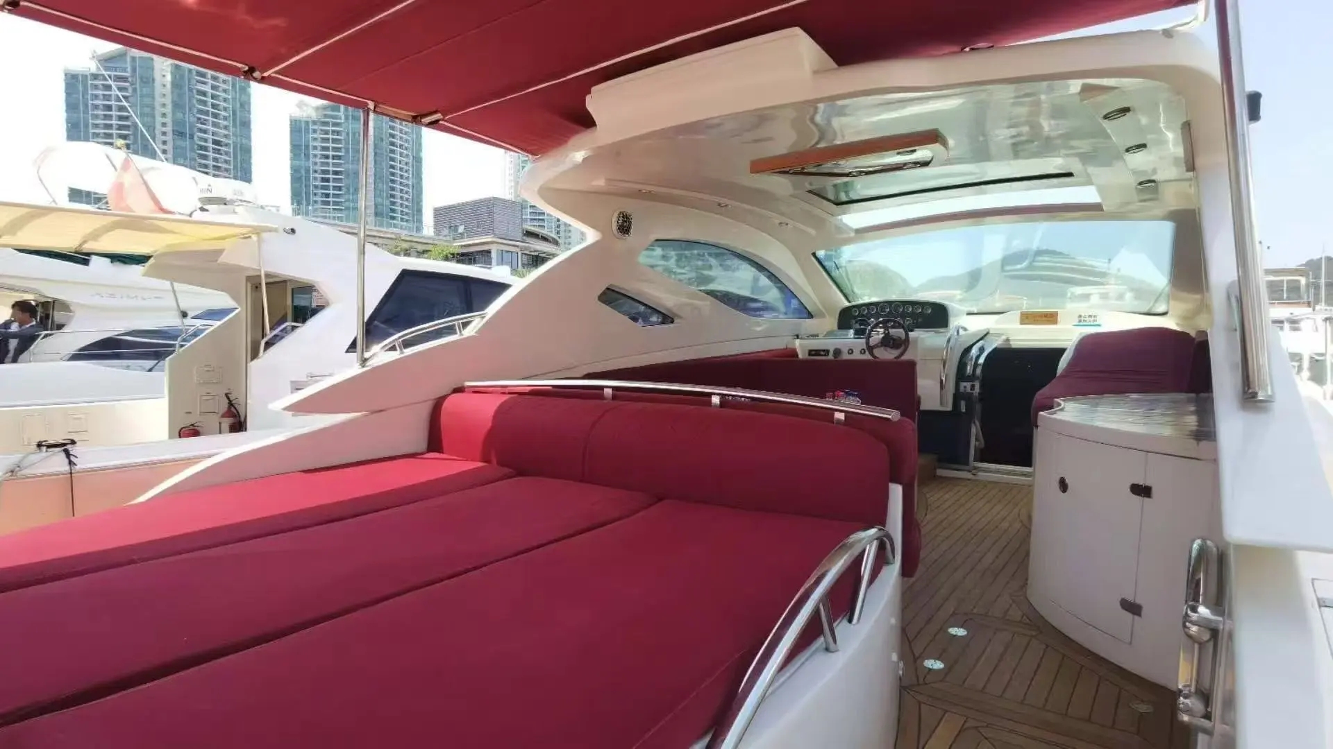 出售12.87米游艇