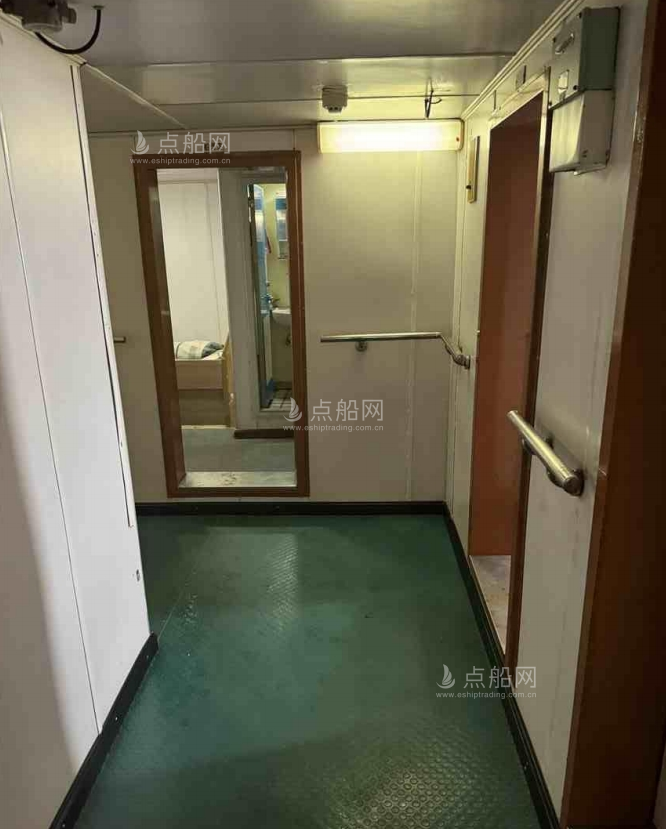 出售7139吨成品油船
