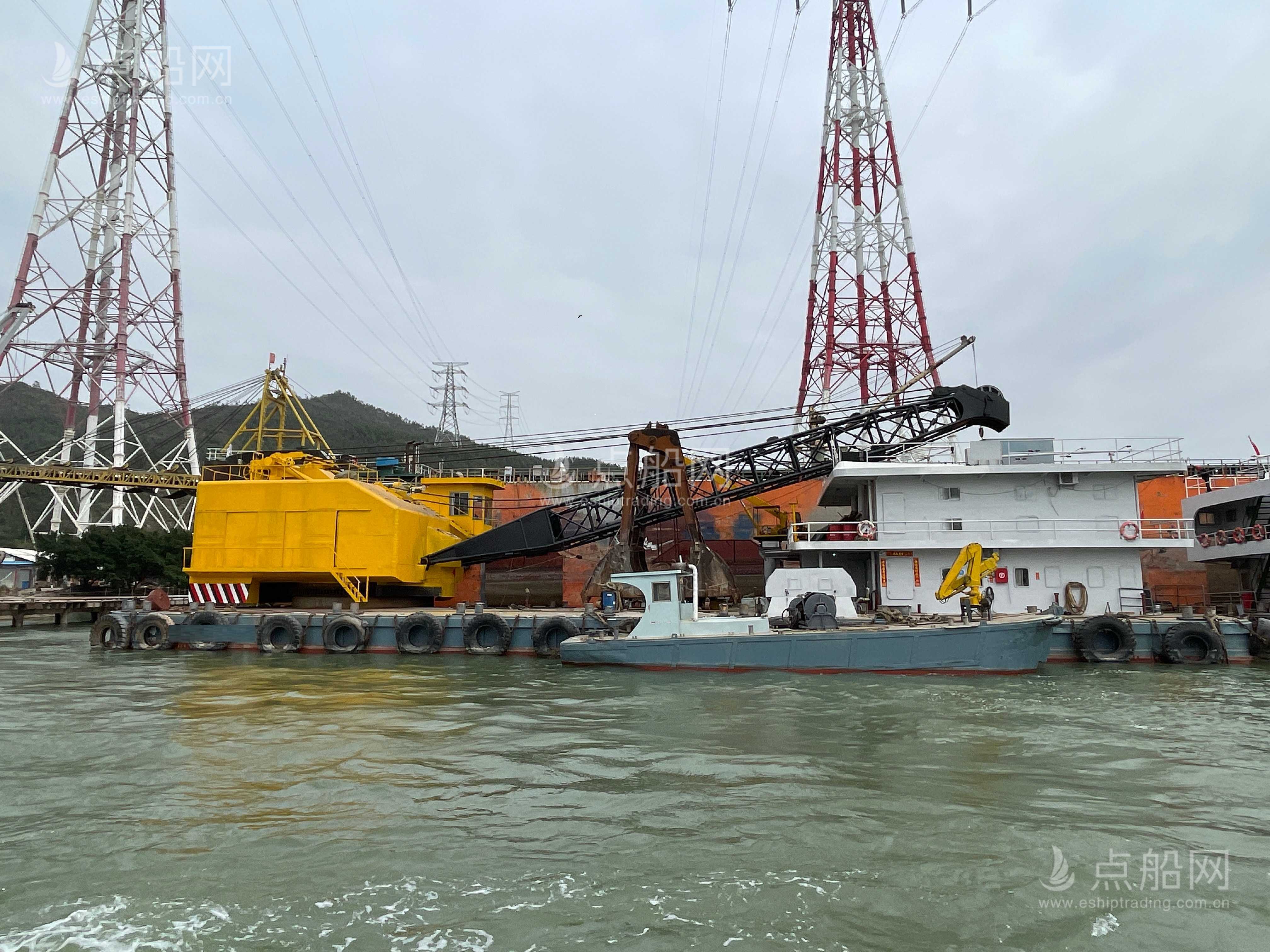 出售10m³抓斗挖泥船