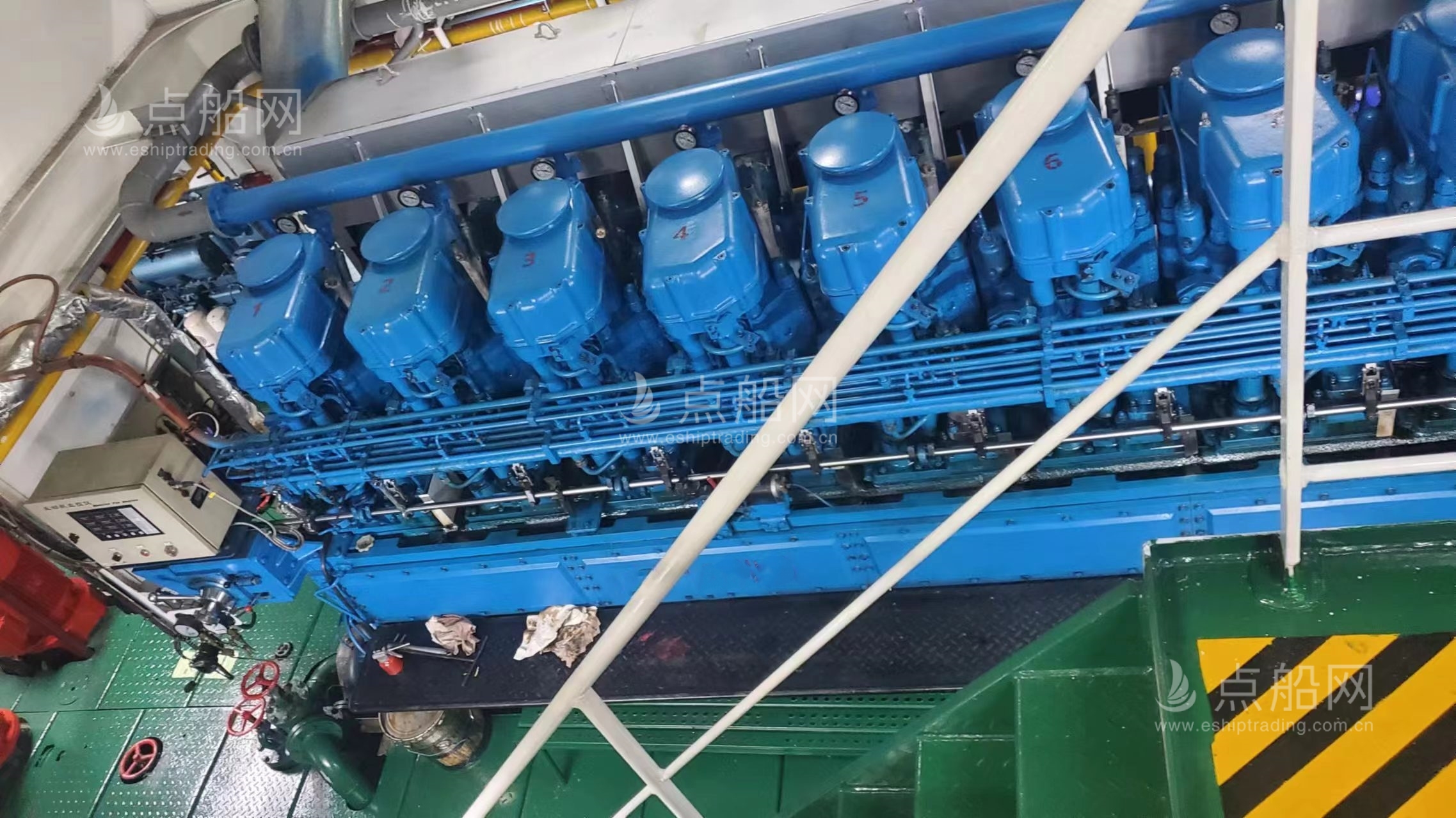 出售4210吨成品油船