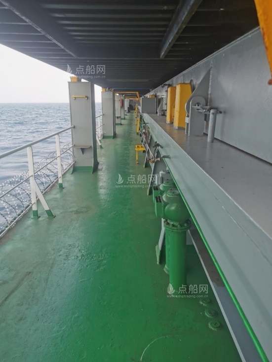 出售1130箱集装箱船