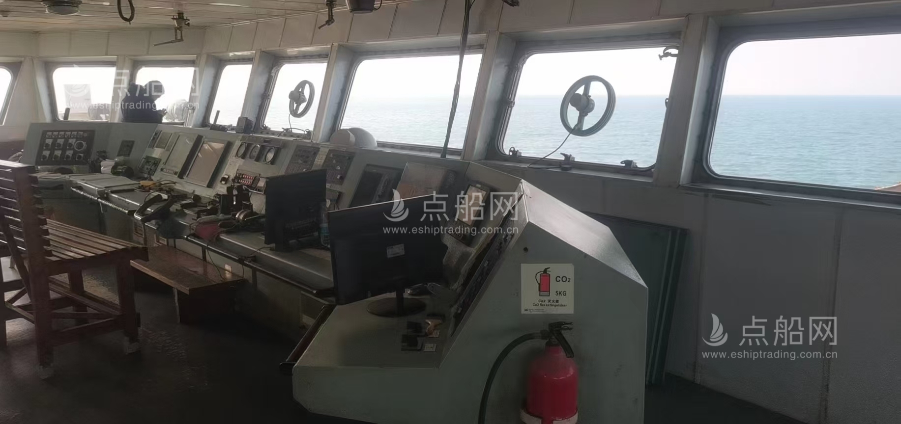 出售8364吨甲板货驳