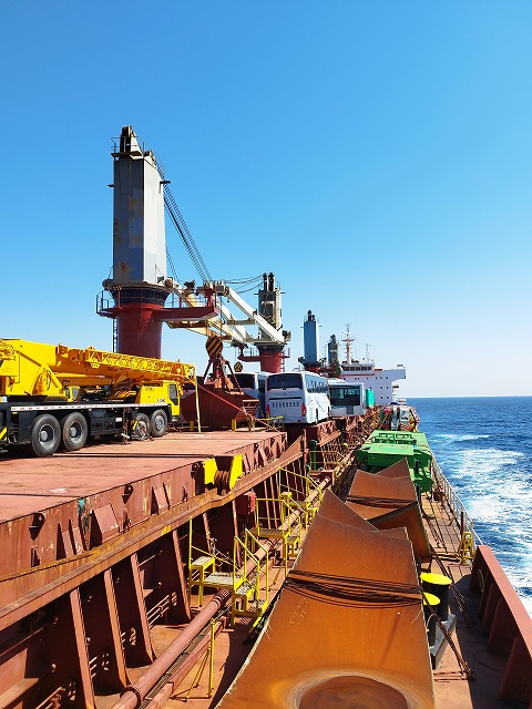 出售57000吨散货船