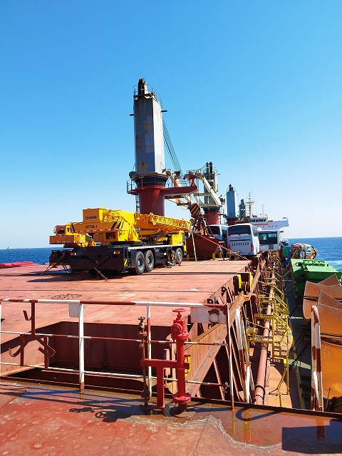 出售57000吨散货船