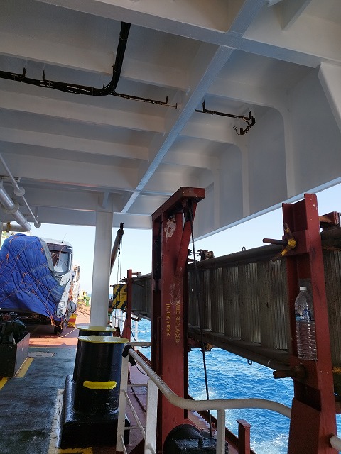 出售57000吨散货船