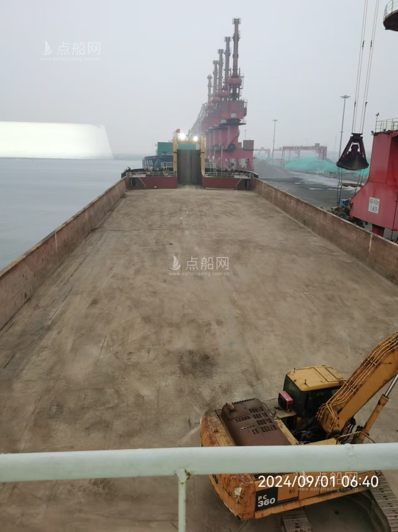 出售10980吨甲板货驳