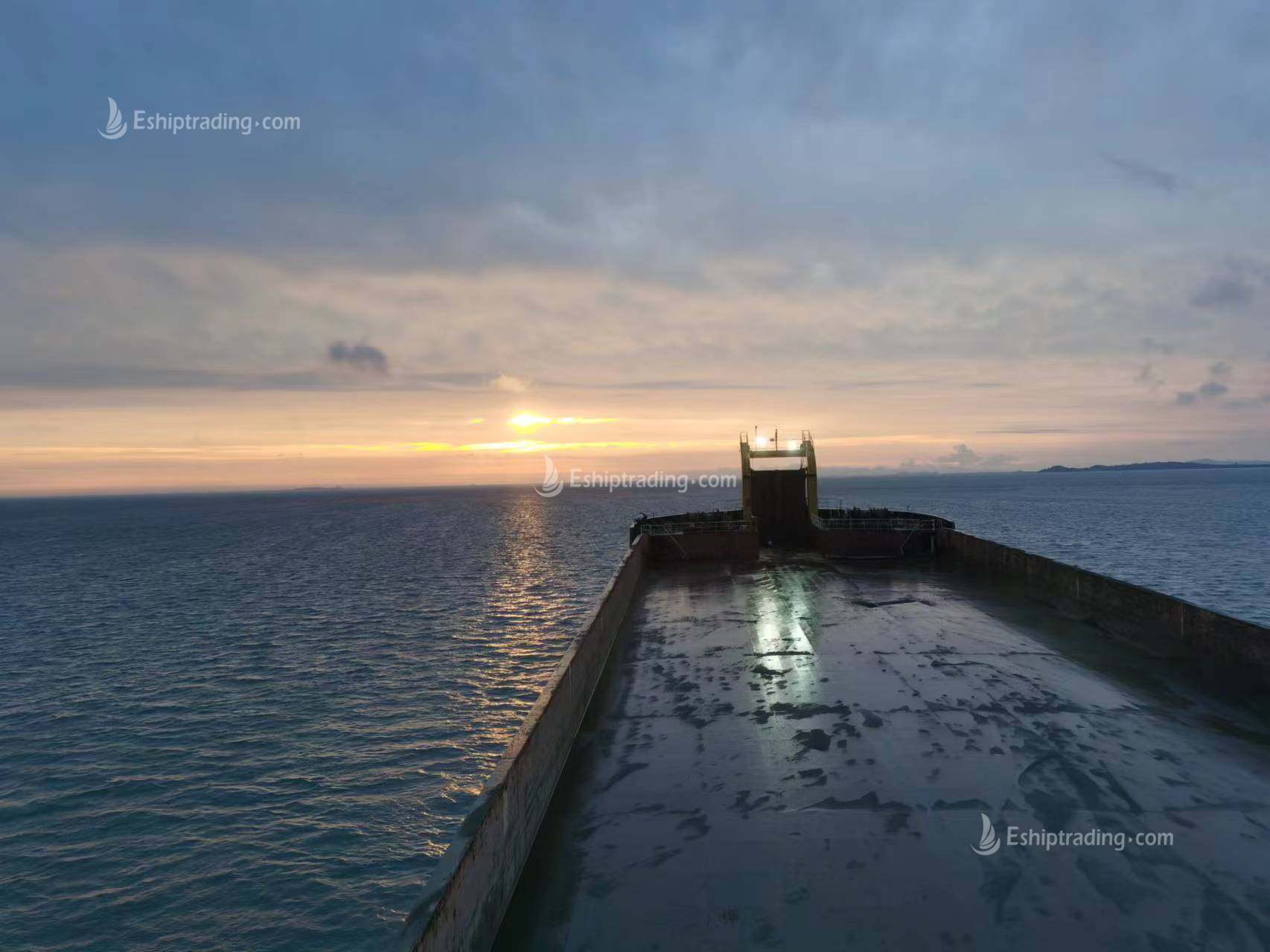 10980 T Deck Barge /LCT For Sale