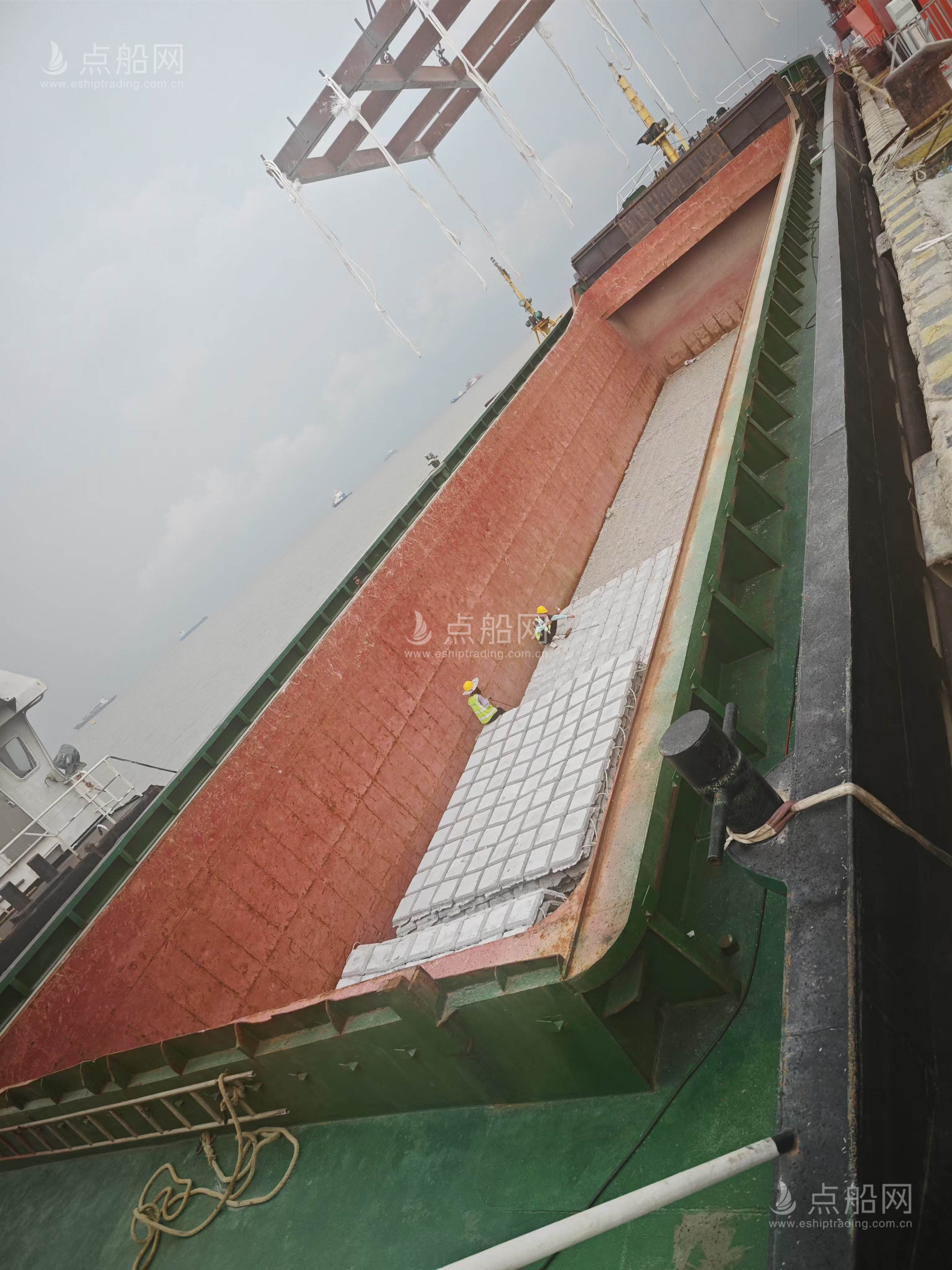 出售5050吨多用途船