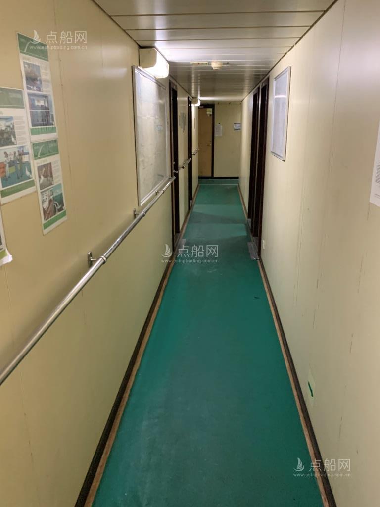 出售56836吨散货船