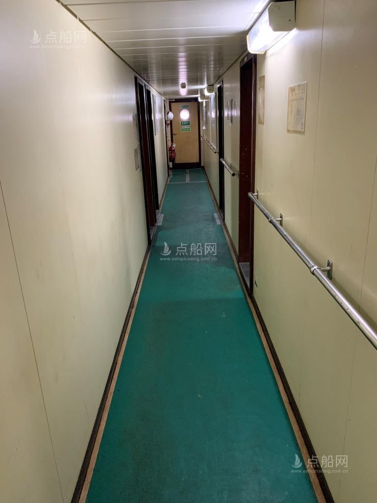 出售56836吨散货船