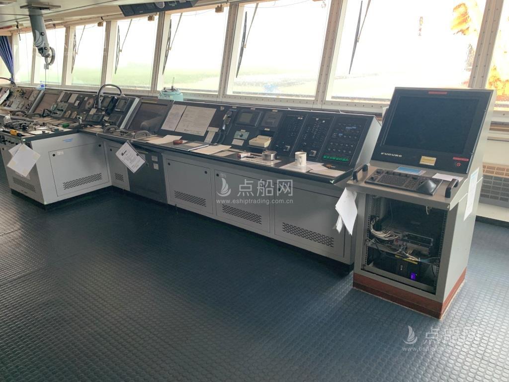 出售56836吨散货船