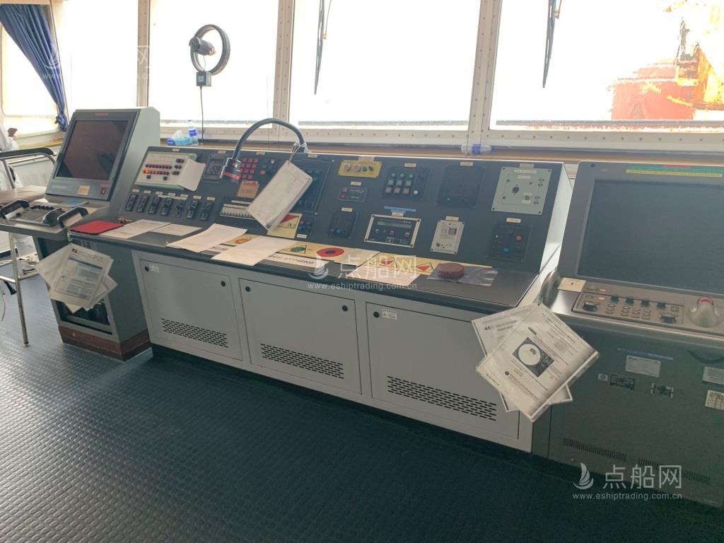 出售56836吨散货船