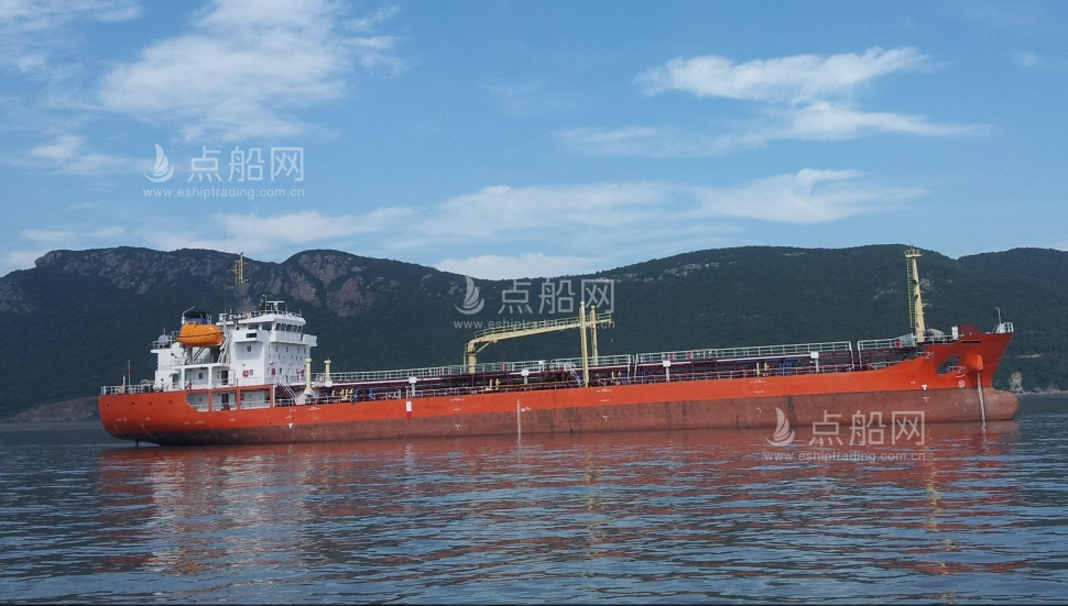 出售4559吨成品油船