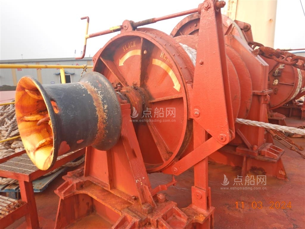 出售56856吨散货船