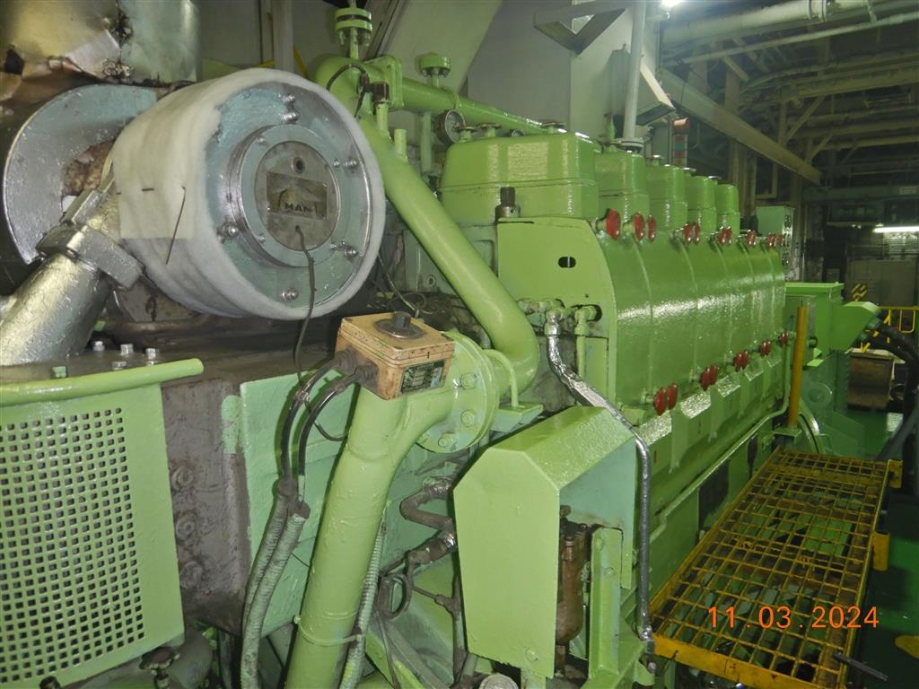 出售56856吨散货船