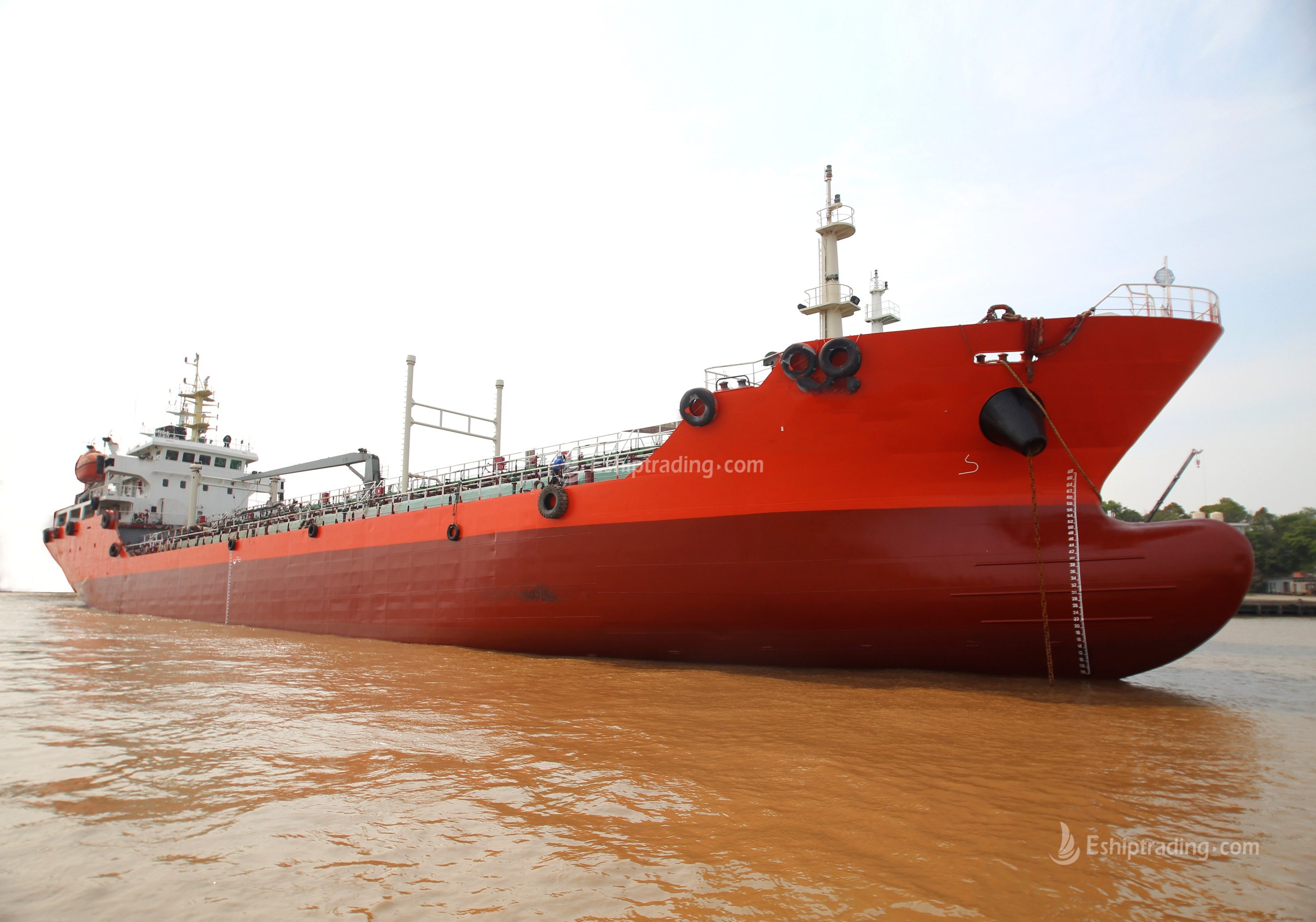 4320 T Product Oil Tanker For Sale