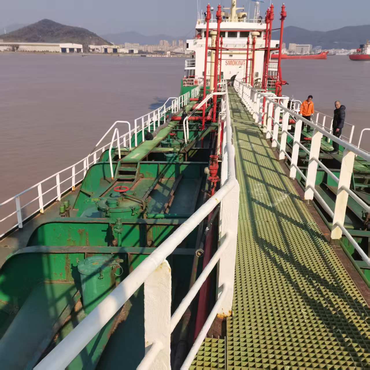 出售2050吨化学品船