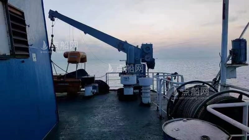 出售3110吨成品油船