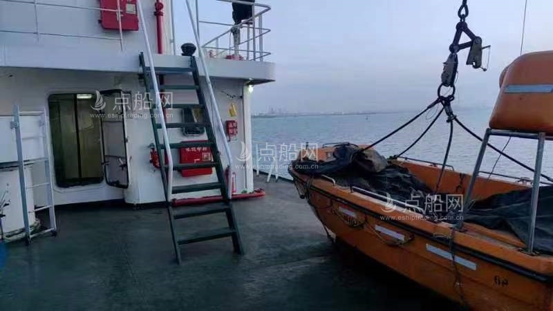 出售3110吨成品油船