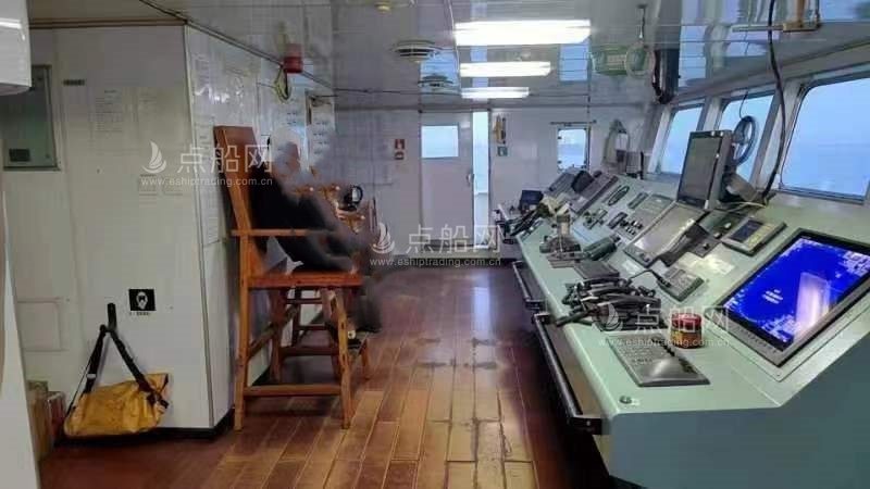 出售3110吨成品油船