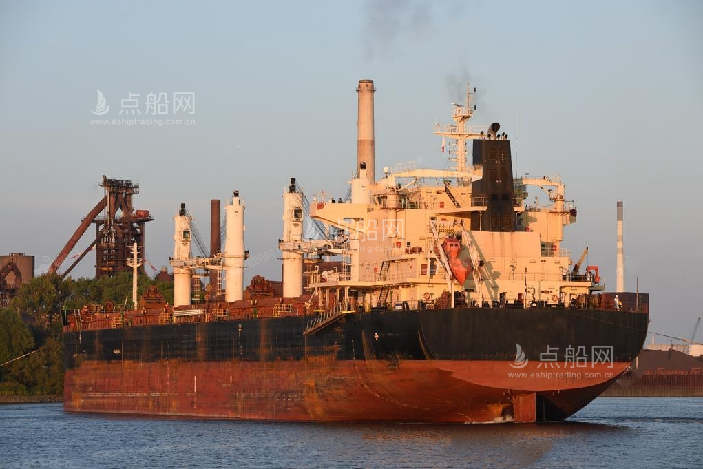 出售57800吨散货船